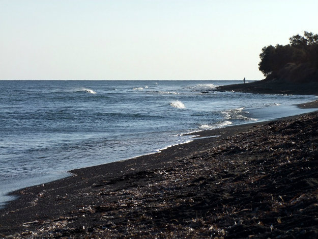 Haunted places in India- Dumas Beach