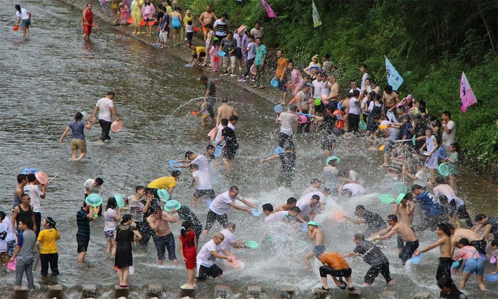 Unconventional Festivals